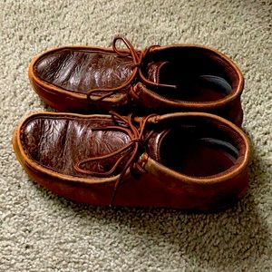 EUC women’s twisted X shoes